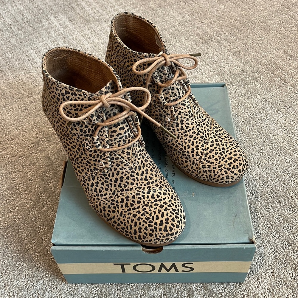 Toms Wedge Bootie